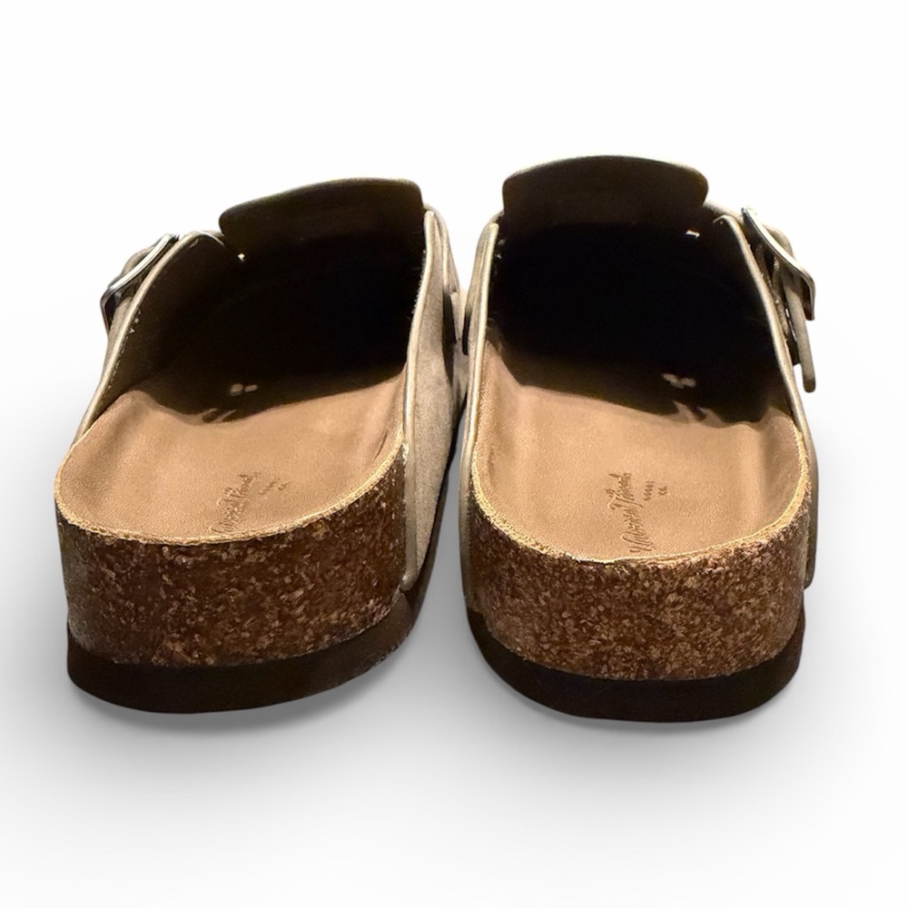 Universal Thread Betsy Clog Mules - image 5